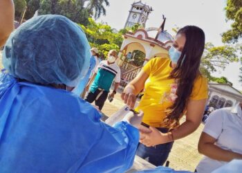 Gobierno realiza tamizajes comunitarios en Usulután