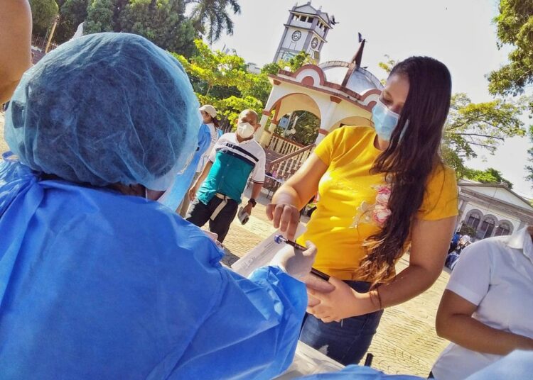 Gobierno realiza tamizajes comunitarios en Usulután