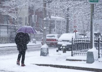Fuerte tormenta invernal azota el centro-oeste de EE.UU.