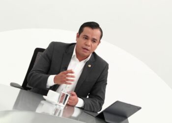 “Ha habido un esquema de saqueo público sistemático a través de estas plazas fantasmas”: ministro Zelaya