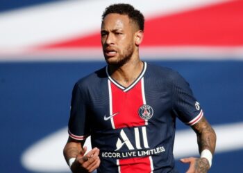 Neymar paraliza las negociaciones con el PSG a la espera de la decisión que tome Messi