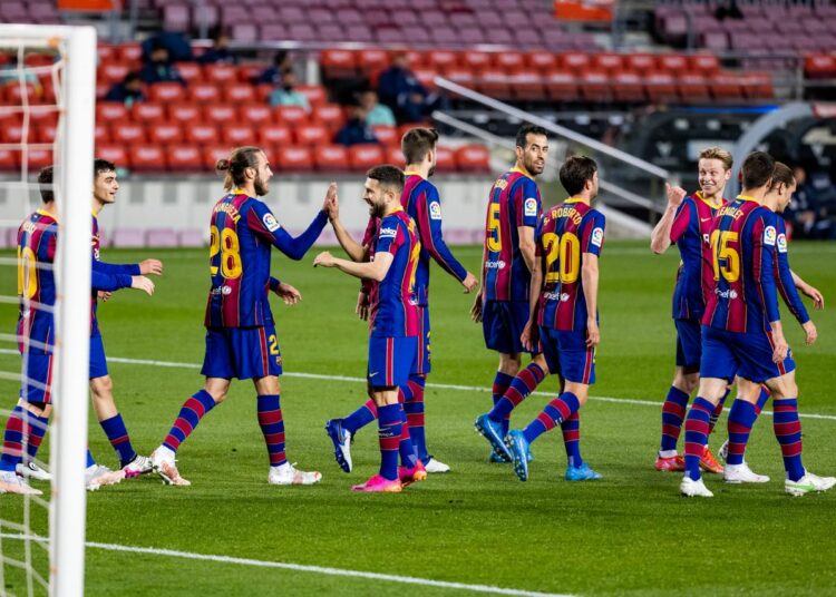 Messi y Griezmann lideran la goleada del Barcelona al Getafe