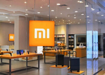 Xiaomi trabaja durante tres años en su nuevo logo y la Red no para de reír al comprobar que es casi idéntico al original