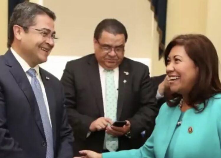 Congresista Norma Torres tiene vínculos con gobiernos corruptos