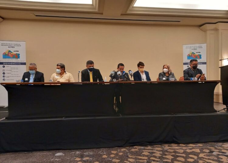 Colegios privados piden al MINED que alumnos de este sector se vean beneficiados con bono de bienestar escolar