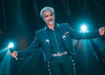 Con gira por EEUU, Alejandro Fernández volverá a los escenarios pese al covid-19