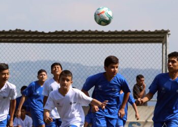 El pequeño futbolista de santa María Ostuma que sueña con ser agrónomo