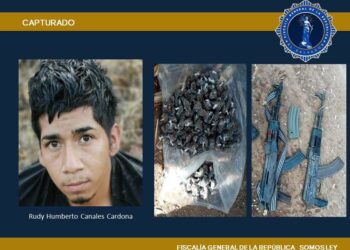 Capturan a pandillero con dos fusiles AK-47 y varias porciones de marihuana en La Unión