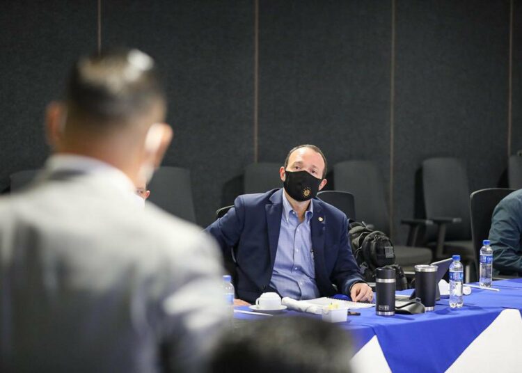 Gustavo Villatoro y altos mandos de la PNC fortalecen estrategias de investigación en el Plan Control Territorial