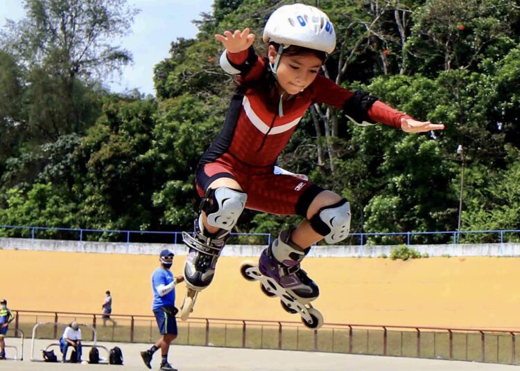 Patinaje evalúa a las futuras promesas