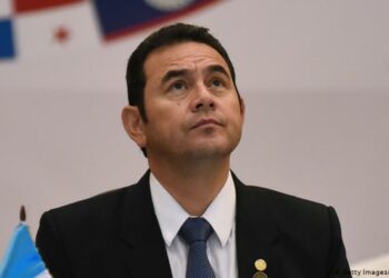 Piden investigar a expresidente de Guatemala, Jimmy Morales por echar a jefe de misión anticorrupción