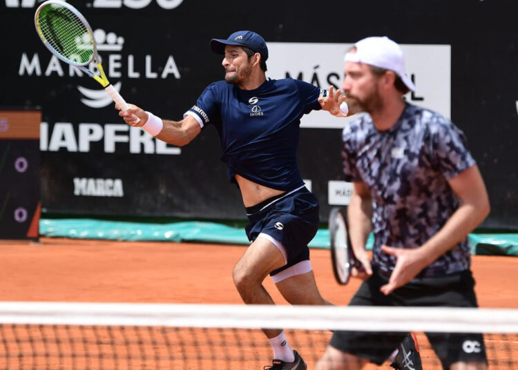 Marcelo Arévalo con paso firme en el ATP de Marbella