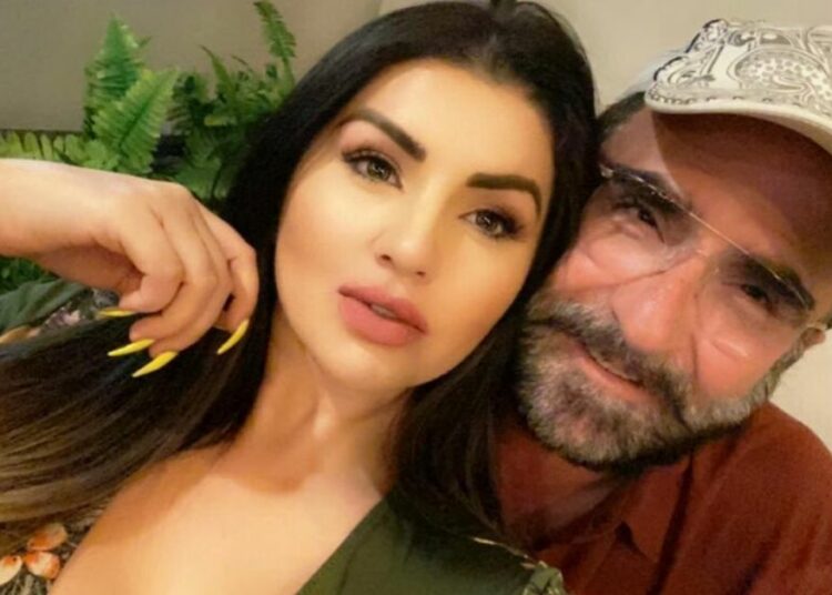 La “Kim Kardashian mexicana” negó rompimiento con Vicente Fernández Jr.