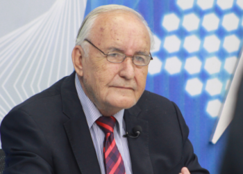 «El 6% es más que suficiente para las municipalidades»: analista político