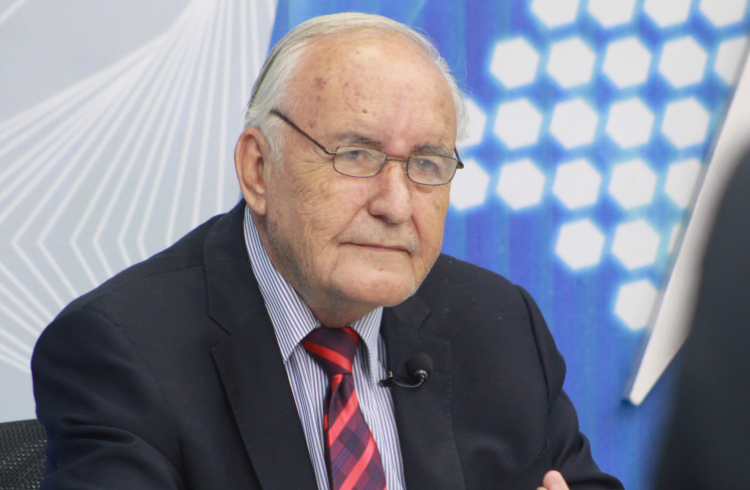 «El 6% es más que suficiente para las municipalidades»: analista político