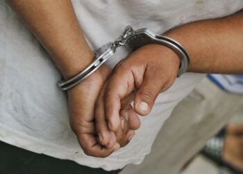 Presentan requerimiento contra profesor capturado por tenencia de pornografía infantil