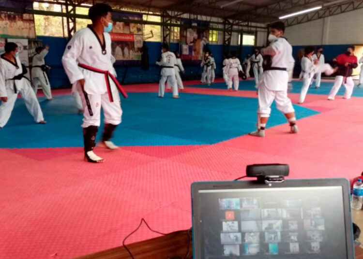 Selección de taekwondo realizó la primera practica presencial con miras a los Juegos Centroamericanos