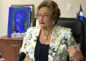 Alcaldesa Milena de Escalón responde a ciudadano que le pide ayuda: «El presidente te manda víveres, pedírselos»