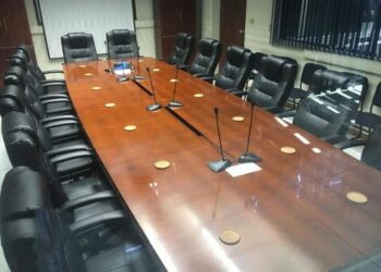 Se suspenden comisiones en la Asamblea debido a ausencia de diputados