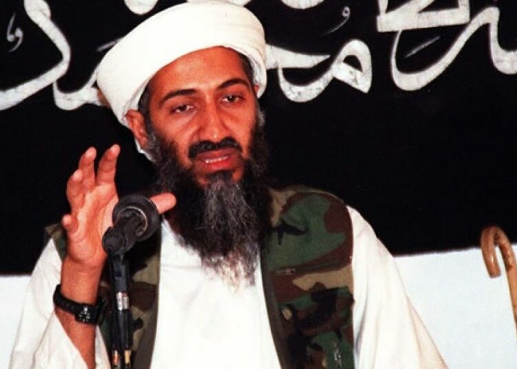 Un ex jefe de la CIA reveló detalles de la operación en la que fue abatido Osama bin Laden