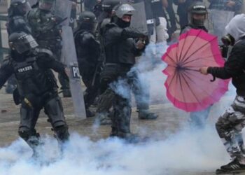 Colombianos convocan nuevas protestas contra reforma tributaria del presidente Iván Duque