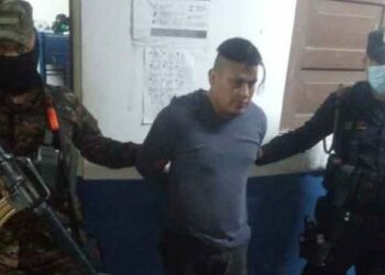 Terrorista acusado de portar arma de agente de PNC es capturado