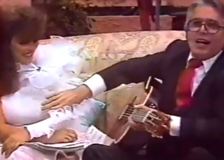 Frida Sofía habló de los “toqueteos” en televisión de Enrique Guzmán a Verónica Castro