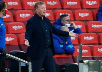 Contundente crítica de Ronald Koeman a sus jugadores por los errores que propiciaron la derrota del Barcelona ante el Granada