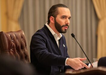 Mega Centro de Vacunación contra covid-19 atenderá a 10,000 personas por día; este y otros anuncios fueron hechos por el presidente Bukele