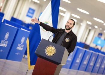 Presidente Bukele habilita Megacentro de Vacunación anti covid-19, y descarta nuevo confinamiento