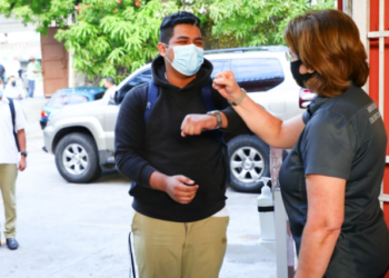 UNICEF felicita a El Salvador por el retorno a clases en modalidad semipresencial