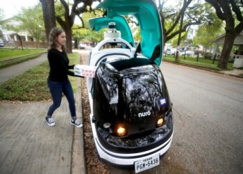 Robots reemplazan repartidores de pizza