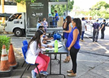 MINSAL beneficia a docentes de la UNAB con jornada de tamizaje