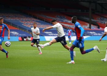 El Manchester City venció a Crystal Palace y quedó al borde de ser campeón