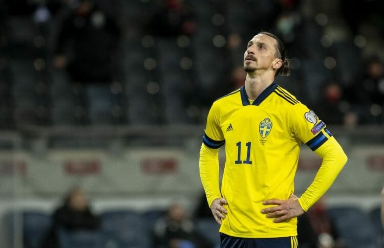 Zlatan Ibrahimovic se perderá la Eurocopa por una lesión en su rodilla izquierda