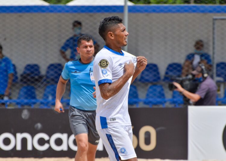El Salvador goleó 7-1 a Guatemala y avanza a cuartos de final del premundial