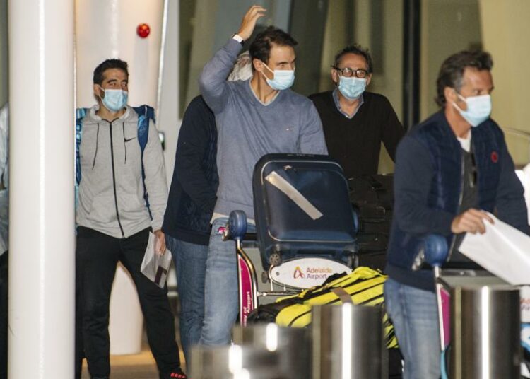 Australia amenaza con cinco años de cárcel a viajeros que lleguen de India