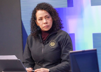 Carolina Recinos: «No sé como el señor Quijano se atreve a hablar de persecución política, hay videos de él reunido con pandillas»