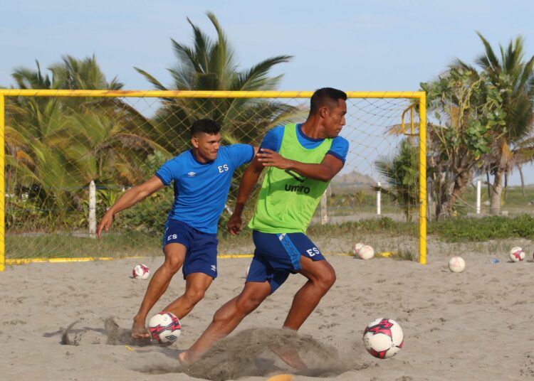 La selección de fútbol playa parte este sábado al Premundial en Costa Rica