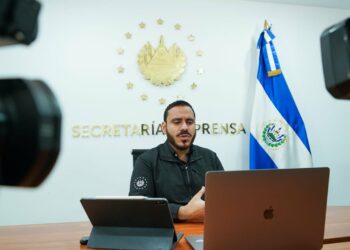 Noticiero hondureño entrevista a Ministro Alabi por donación de vacunas anti Covid-19