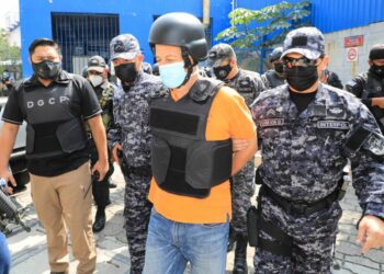 Juan Carlos Guzmán, suegro de Funes, es trasladado al penal de Zacatecoluca