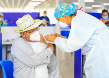 El Salvador se acerca a los primeros 2 millones de personas vacunadas contra el COVID-19