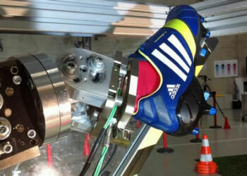 Adidas venderá zapatos hechos por un robot