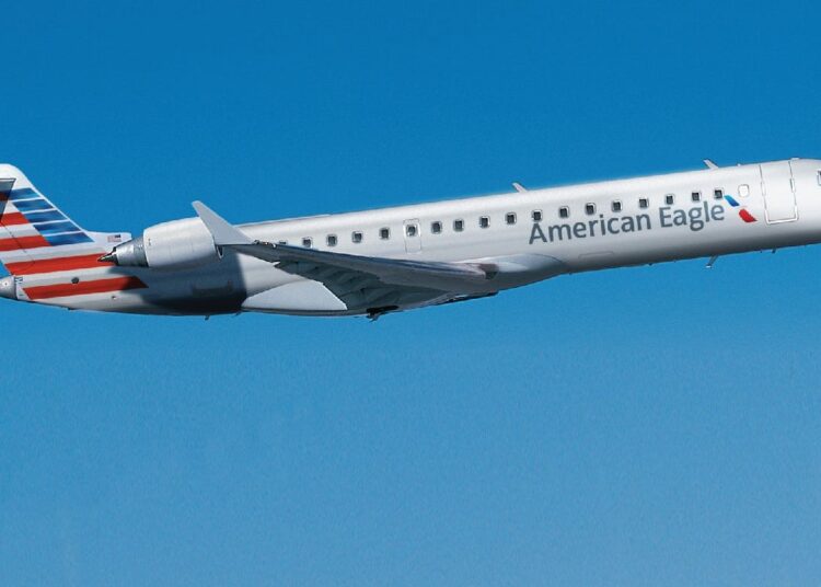 Piloto sorprende al pedir pizza para todos los pasajeros tras desviar el vuelo