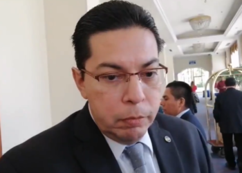 Magistrado destituido, Aldo Cáder, renuncia a la Sala de lo Constitucional