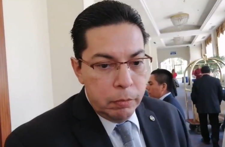 Magistrado destituido, Aldo Cáder, renuncia a la Sala de lo Constitucional