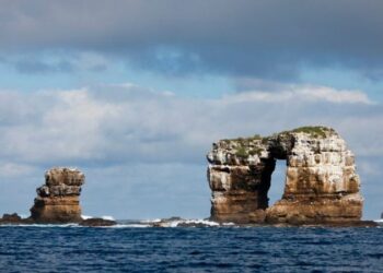 Se derrumba el arco de Darwin, el atractivo natural de Galápagos
