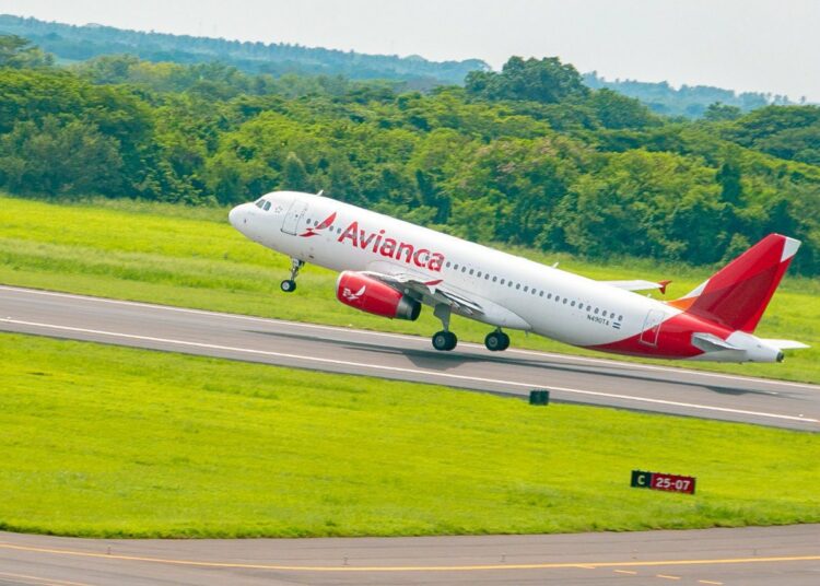 CEPA y Avianca en acercamientos para establecer ruta San Salvador-Ontario