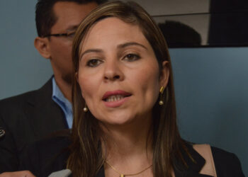 FGR notifica a abogada Bertha Deleón por múltiples delitos