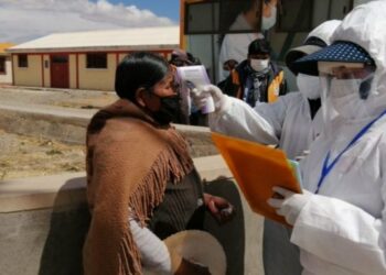 Bolivia vuelve a cuarentena rígida por brote de covid-19